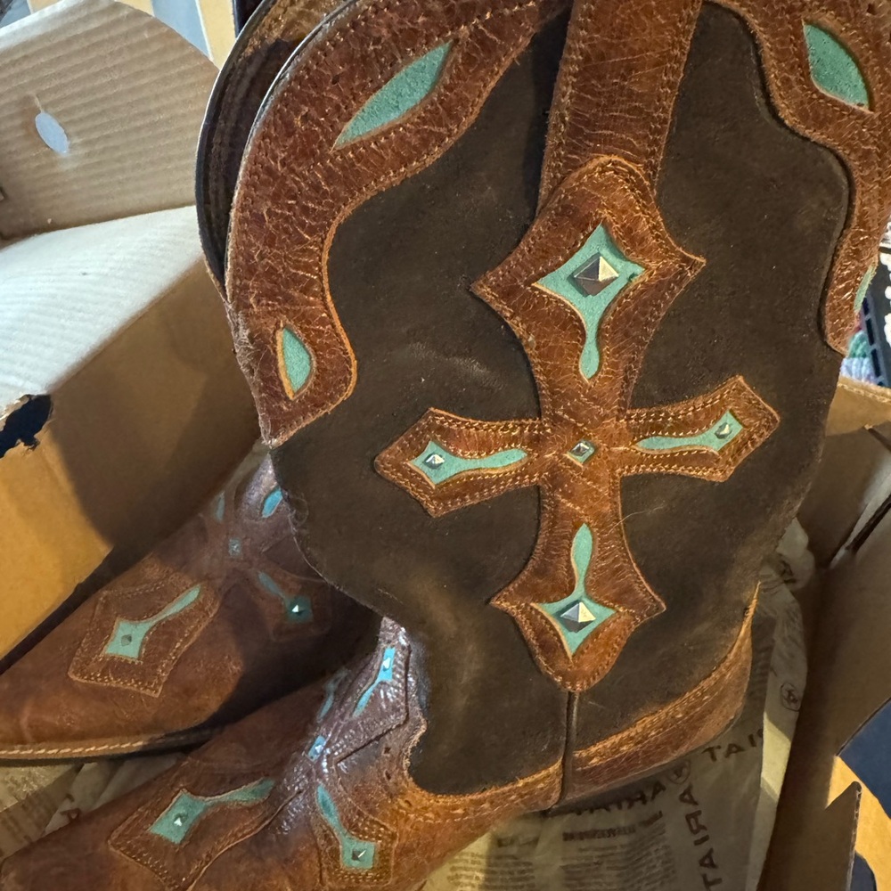 Ariat Brown and Teal cowboy boots